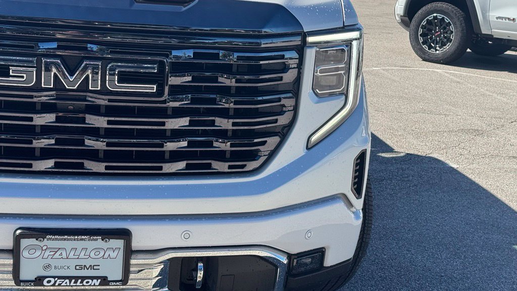 Used 2023 GMC Sierra 1500 Denali Ultimate AWD/4WD image 10