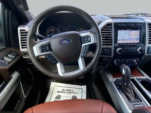 Used 2018 Ford F150 King Ranch w/ Equipment Group 601A Luxury AWD/4WD image 5