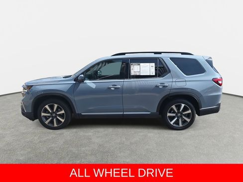 Used 2024 Honda Pilot Touring image 8