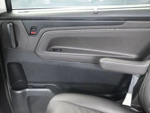 Used 2019 Honda Odyssey Elite image 21