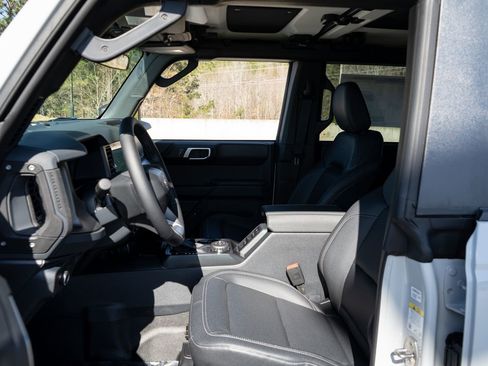New 2026 Ford Bronco Badlands AWD/4WD image 27