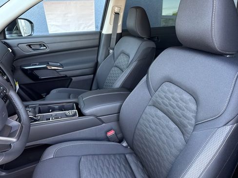 New 2026 Nissan Pathfinder SV AWD/4WD image 5