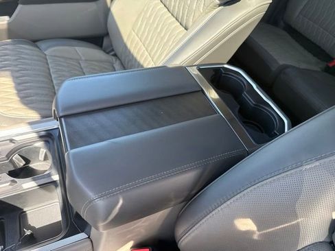Used 2025 Ford F250 Platinum w/ Platinum Plus Package AWD/4WD image 14