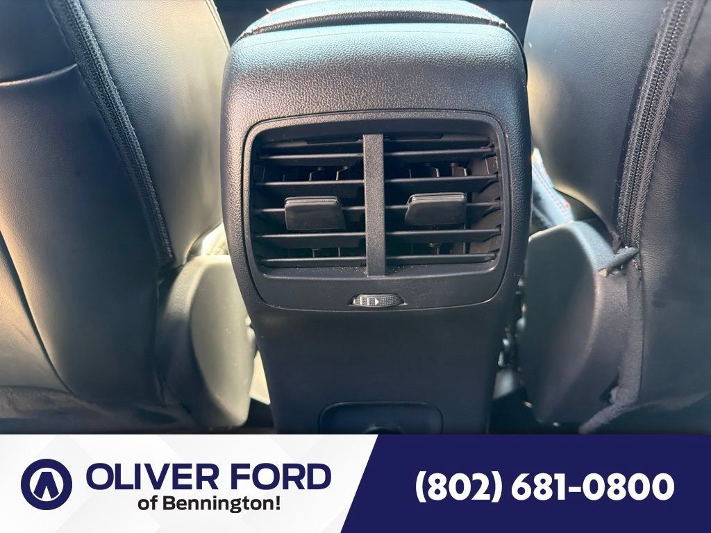 Used 2025 Ford Escape ST-Line AWD/4WD image 45