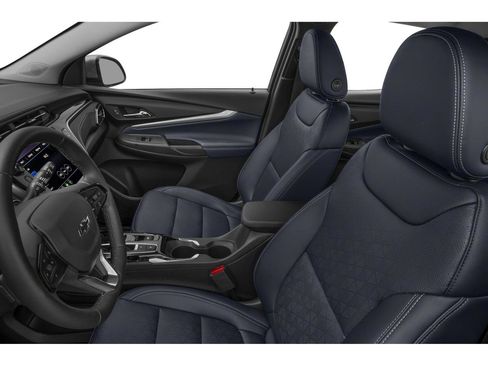 Used 2022 Chevrolet Bolt EUV LT w/ Convenience Package image 50