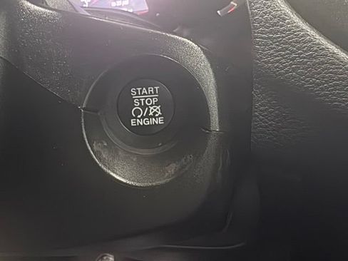 Used 2020 Jeep Compass Trailhawk AWD/4WD image 25