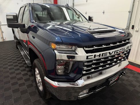Used 2022 Chevrolet Silverado 2500 LTZ w/ LTZ Convenience Package AWD/4WD image 6