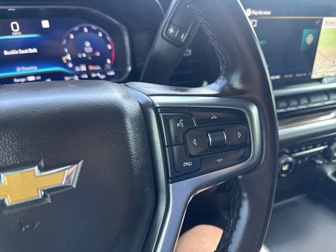 Used 2025 Chevrolet Silverado 3500 LT w/ Texas Edition AWD/4WD image 11