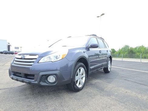 Used 2014 Subaru Outback 2.5i Premium AWD/4WD image 4