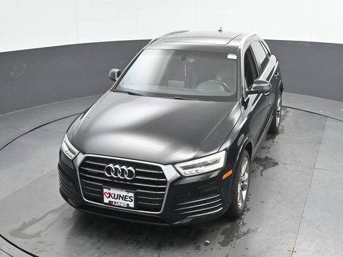 Used 2018 Audi Q3 2.0T Premium Plus w/ Premium Plus Package AWD/4WD image 36