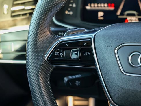 Used 2020 Audi S6 Premium Plus w/ S Sport Package image 39