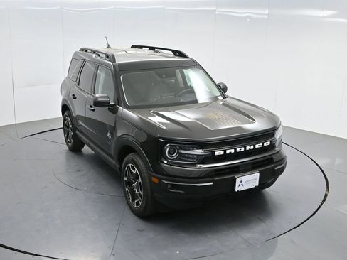 Used 2023 Ford Bronco Sport Outer Banks w/ Tech Package AWD/4WD image 45