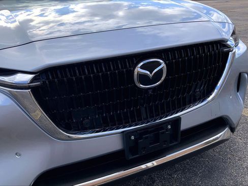 Used 2024 MAZDA CX-90 Plug-In Hybrid w/ Premium Plus image 32