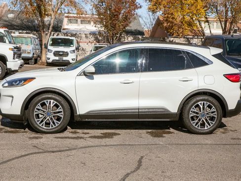 Used 2020 Ford Escape SEL image 8