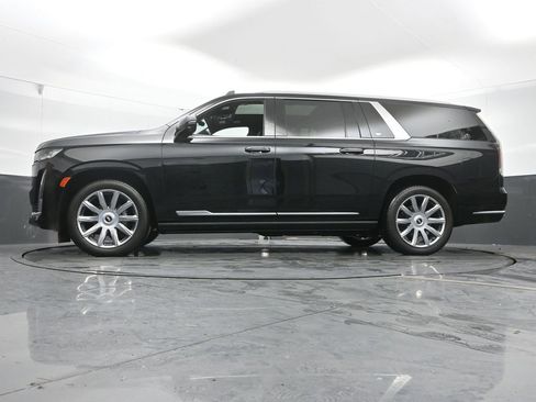 Used 2024 Cadillac Escalade ESV Premium Luxury Platinum AWD/4WD image 48