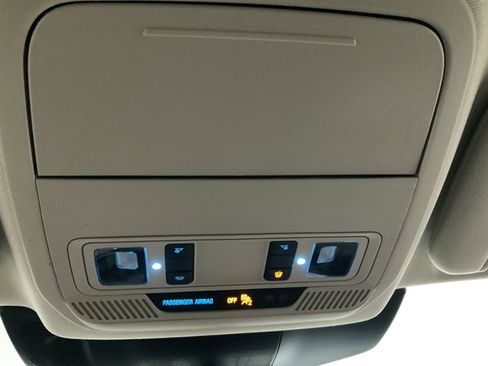 Used 2024 Ford Explorer XLT w/ Equipment Group 202A image 40