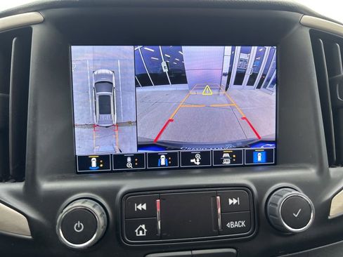 Used 2023 GMC Terrain Denali w/ Denali Premium Package image 23