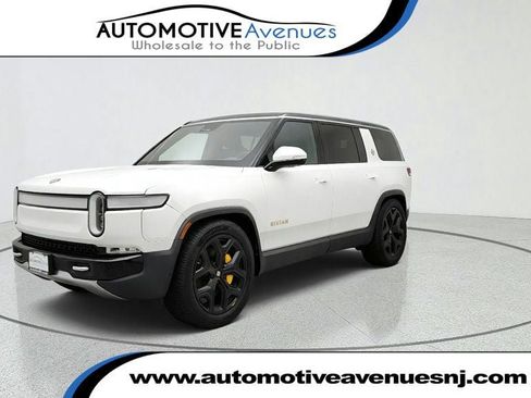 Used 2022 Rivian R1S Launch Edition Quad AWD/4WD image 1