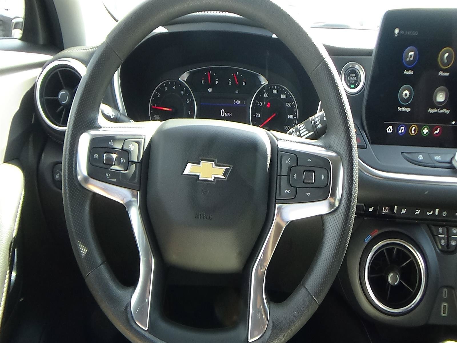 Used 2025 Chevrolet Blazer LT FWD image 22