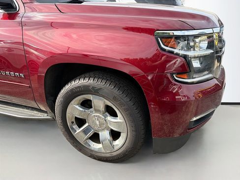 Used 2018 Chevrolet Suburban Premier AWD/4WD image 10