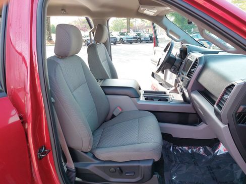 Used 2019 Ford F150 XLT w/ Equipment Group 302A Luxury AWD/4WD image 10