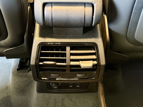 New 2025 Audi Q3 2.0T Premium image 22