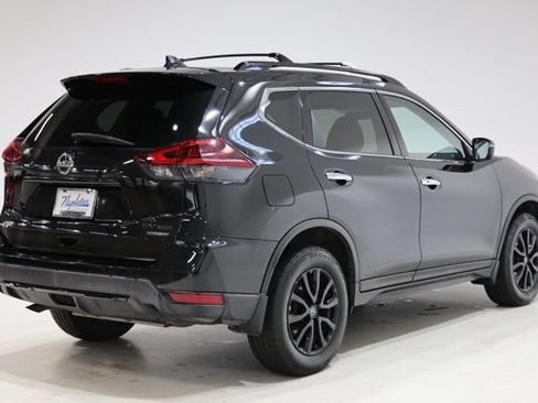 Used 2018 Nissan Rogue SV AWD/4WD image 7