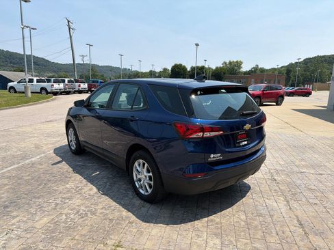Used 2022 Chevrolet Equinox LS AWD/4WD image 6