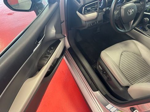Certified 2023 Toyota Camry SE AWD/4WD image 9