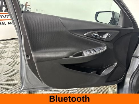 Used 2025 Chevrolet Malibu LT FWD image 9