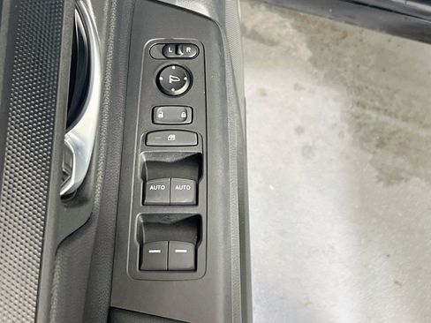 Used 2023 Honda CR-V Sport image 17
