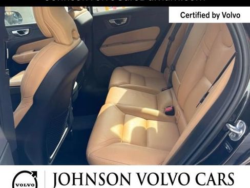Used 2024 Volvo XC60 B5 Ultimate AWD/4WD image 12