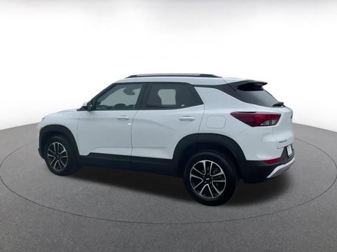 Used 2025 Chevrolet TrailBlazer LT image 10