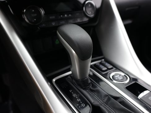 Used 2024 Mitsubishi Eclipse Cross SE AWD/4WD image 19