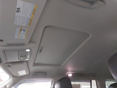 Used 2021 Nissan Armada Platinum w/ Captain's Chairs Package image 32