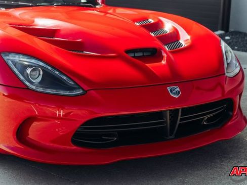 Used 2013 SRT Viper SRT-10 w/ Track Pkg RWD image 23