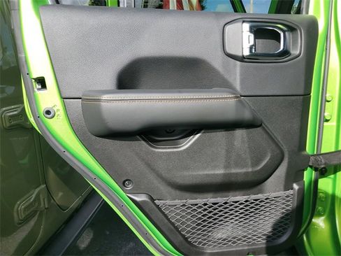 Used 2025 Jeep Wrangler Unlimited Rubicon 392 image 20