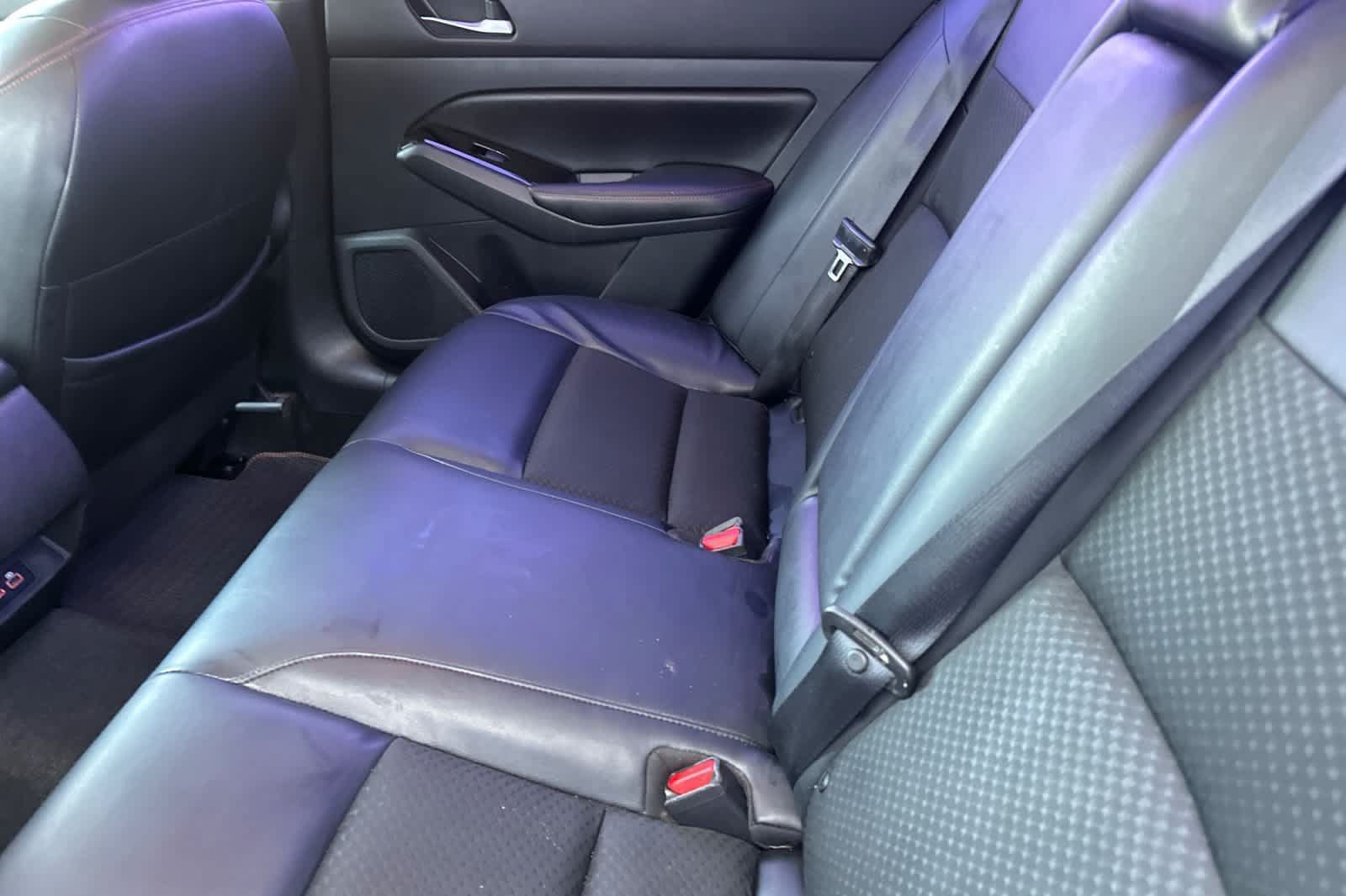 Used 2023 Nissan Altima 2.5 SR FWD image 5