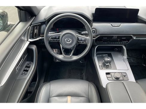 Certified 2025 MAZDA CX-90 3.3 Turbo w/ Premium Plus Pkg AWD/4WD image 17