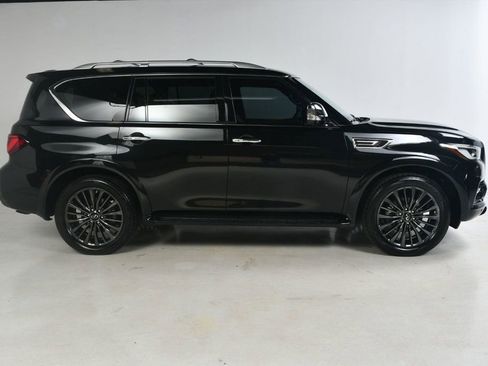 Used 2024 INFINITI QX80 Sensory w/ Cargo Package image 4