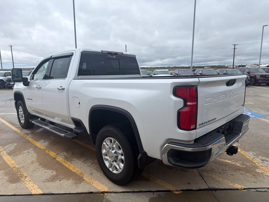 Used 2024 Chevrolet Silverado 2500 LTZ w/ LTZ Plus Package AWD/4WD image 5