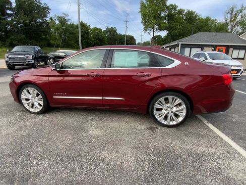Used 2016 Chevrolet Impala LTZ w/ Enhanced Convenience Package FWD image 5