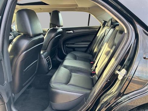 Used 2016 Chrysler 300 Limited w/ 300 Premium Group image 14