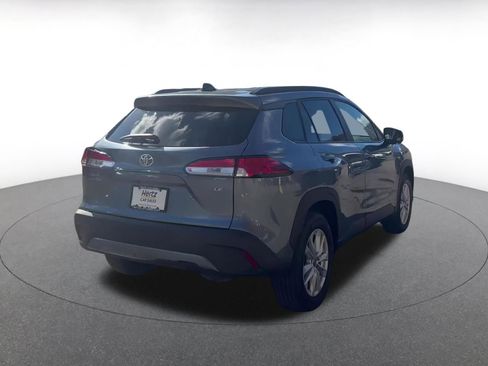 Used 2025 Toyota Corolla Cross LE image 14