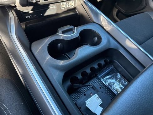 Used 2019 RAM 1500 Big Horn image 22