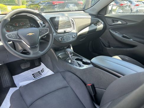 Used 2023 Chevrolet Malibu LT image 30