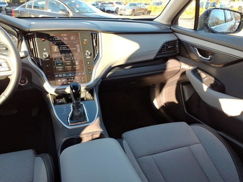 Used 2025 Subaru Outback Premium image 14