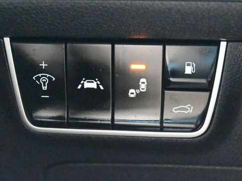 Used 2020 Kia Stinger GT2 image 26