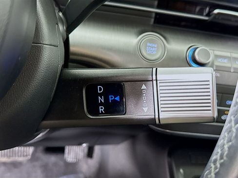 Certified 2025 Hyundai Kona Limited AWD/4WD image 11