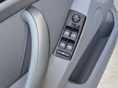 Used 2005 BMW X5 3.0i AWD/4WD image 32